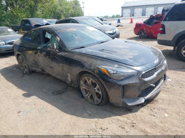  Salvage Kia Stinger