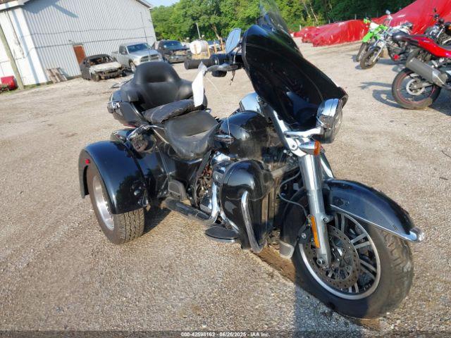  Salvage Harley-Davidson Flhtcutg