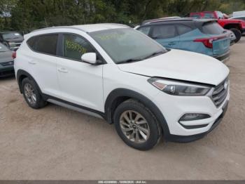  Salvage Hyundai TUCSON
