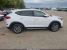 Hyundai TUCSON Se Plus Image 2
