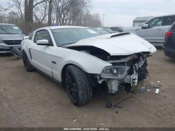  Salvage Ford Mustang