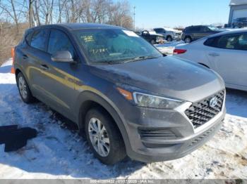  Salvage Hyundai TUCSON