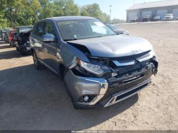  Salvage Mitsubishi Outlander