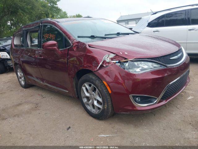  Salvage Chrysler Pacifica