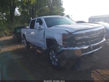  Salvage Chevrolet Silverado 2500