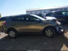 Toyota RAV4 Le Image 16