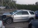 GMC Acadia Denali Image 13