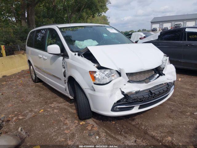  Salvage Chrysler Town & Country