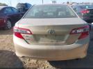 Toyota Camry Le Image 16
