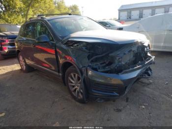  Salvage Volkswagen Touareg