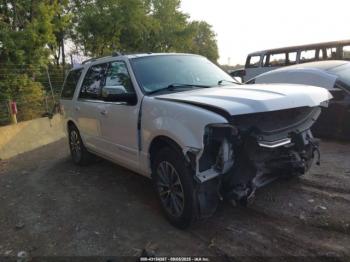  Salvage Lincoln Navigator