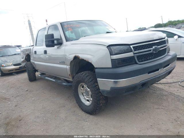  Salvage Chevrolet Silverado 2500