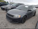 Volkswagen Jetta 2.0l S Image 2