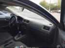 Volkswagen Jetta 2.0l S Image 10