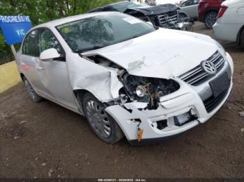  Salvage Volkswagen Jetta