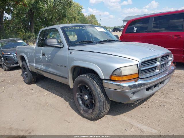  Salvage Dodge Dakota