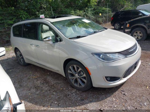  Salvage Chrysler Pacifica