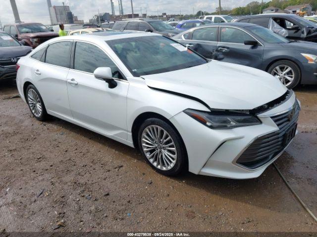  Salvage Toyota Avalon