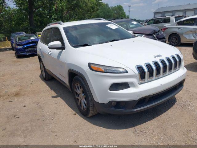  Salvage Jeep Cherokee