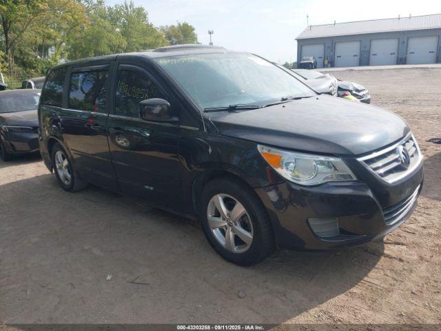  Salvage Volkswagen Routan