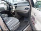 Toyota Sienna Xle V6 Image 15