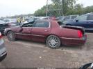 Lincoln Towncar Signature Image 2