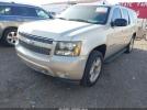 Chevrolet Suburban 1500 Ltz Image 16