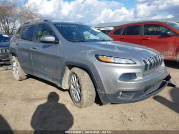  Salvage Jeep Cherokee