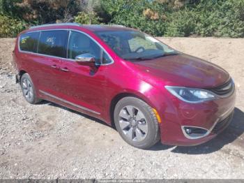  Salvage Chrysler Pacifica