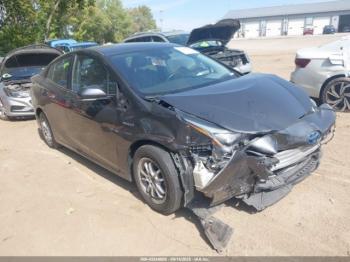  Salvage Toyota Prius