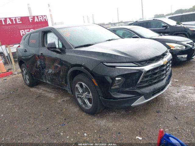  Salvage Chevrolet Blazer
