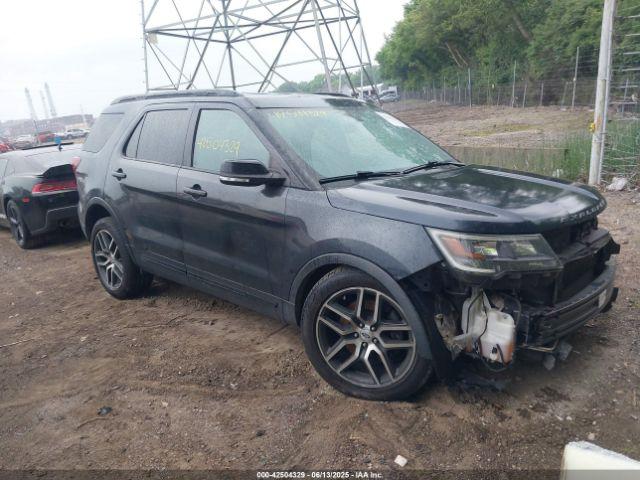  Salvage Ford Explorer
