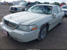 Lincoln Towncar Signature Limited Image 5