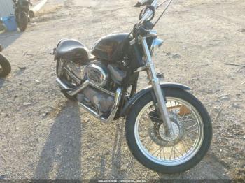  Salvage Harley-Davidson Xl883