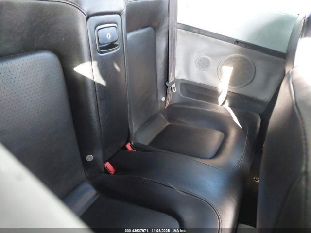 Volkswagen Beetle Gls Image 5