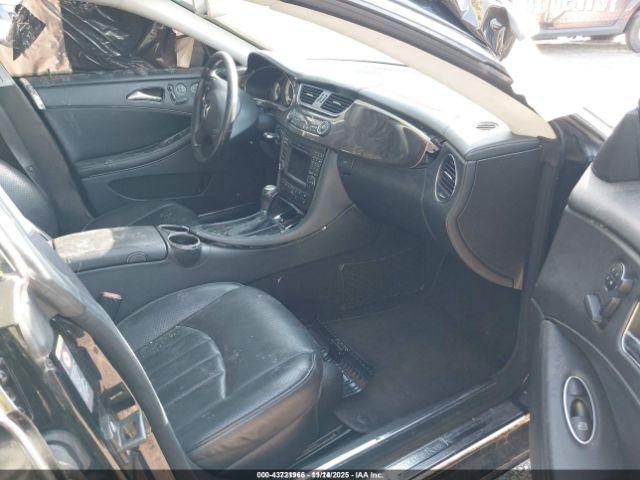 Mercedes-Benz Cls-class Image 2
