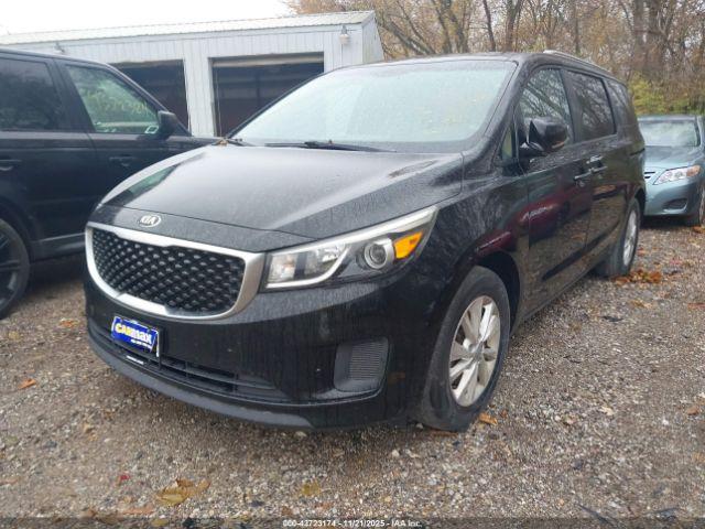 Kia Sedona Lx Image 4