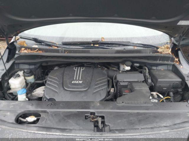 Kia Sedona Lx Image 8