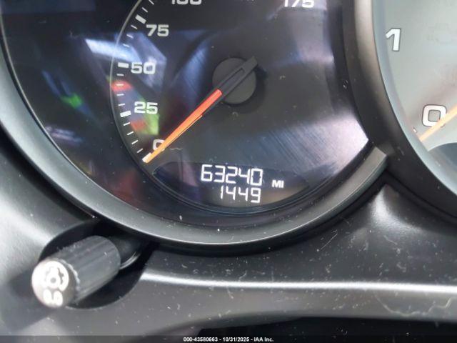 Porsche Macan S Image 11