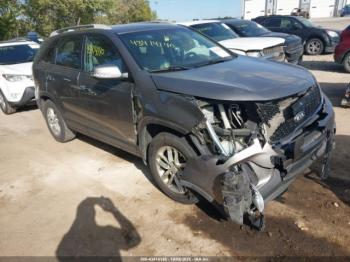  Salvage Kia Sorento