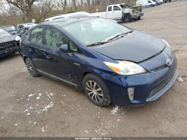  Salvage Toyota Prius