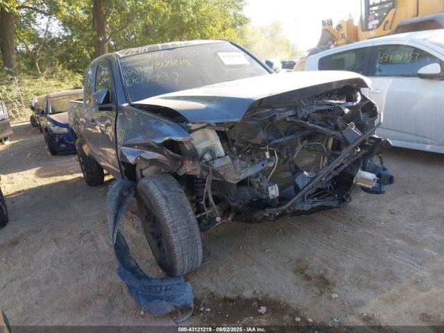  Salvage Toyota Tacoma