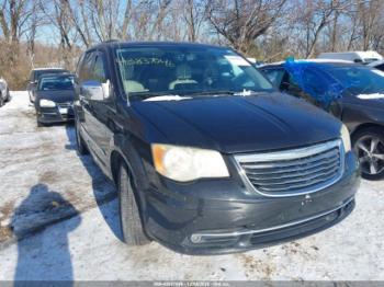  Salvage Chrysler Town & Country