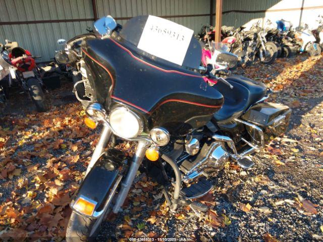 Harley-Davidson Flhtcui Image 12