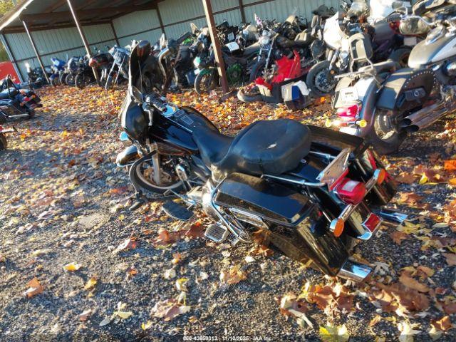 Harley-Davidson Flhtcui Image 2