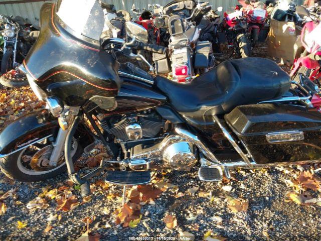 Harley-Davidson Flhtcui Image 13