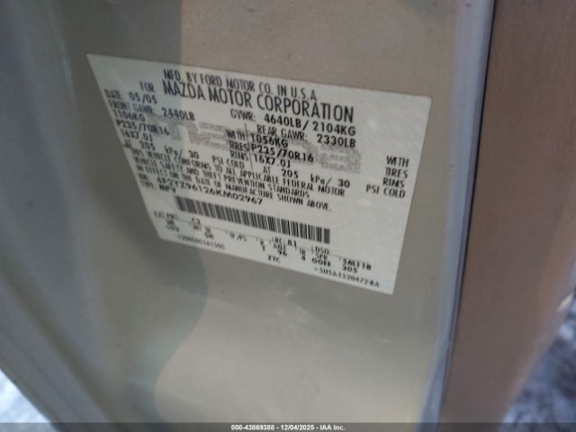 Mazda Tribute S Image 9