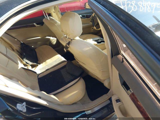 Mercedes-Benz C-Class Image 10