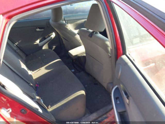 Toyota Prius Iii Image 11