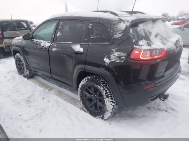 Jeep Cherokee Upland 4x4 Image 6